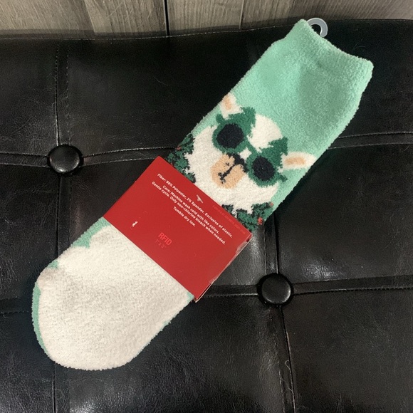 New Christmas Llama Super Soft Women's Crew Socks Size 4-10 By Target Wondershop - Picture 4 of 8
